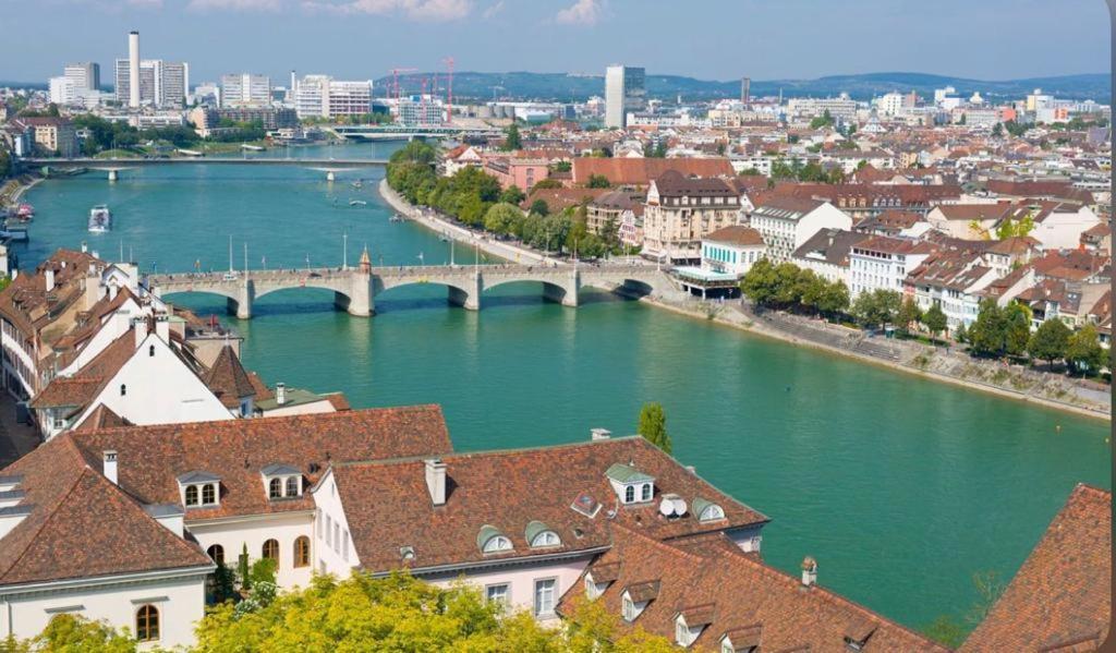 Schweiz Apartamento Basileia Exterior foto